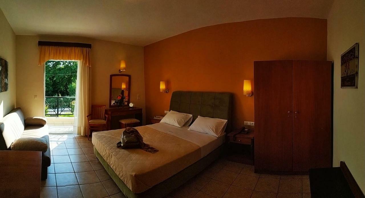 Aparthotel Amalia PalaiónTsiflíkion Zewnętrze zdjęcie